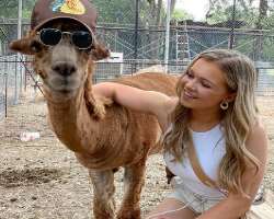 She befriended several animals during her trip to Indian Springs Ranch.